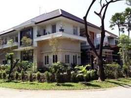 6 Kamar Rumah for sale in Lakarsantri, Surabaya, Lakarsantri