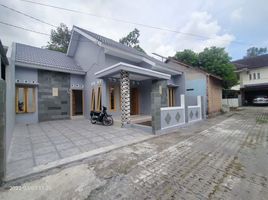 3 Kamar Vila for sale in Ngemplak, Sleman, Ngemplak