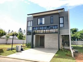 5 Bedroom House for sale in Cipondoh, Tangerang, Cipondoh