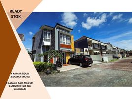 4 Bedroom House for sale in Gayungan, Surabaya, Gayungan