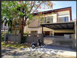 5 Schlafzimmer Villa zu verkaufen in Dukuhpakis, East Jawa, Dukuhpakis