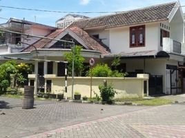 4 Bedroom House for sale in East Jawa, Lakarsantri, Surabaya, East Jawa