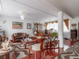 3 Bedroom House for sale in Bogota, Cundinamarca, Bogota