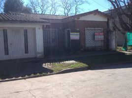 2 Bedroom House for sale in General Sarmiento, Buenos Aires, General Sarmiento