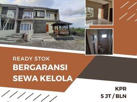 4 Bedroom House for sale in Gayungan, Surabaya, Gayungan