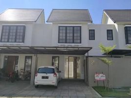 3 Bedroom House for sale in Wiyung, Surabaya, Wiyung