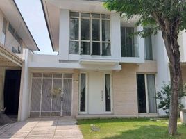 3 Kamar Vila for sale in Lakarsantri, East Jawa, Lakarsantri, Surabaya, East Jawa, Indonesia