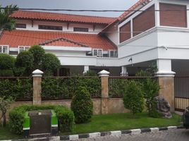 Maison 6 chambre à vendre à Dukuhpakis, East Jawa, Dukuhpakis