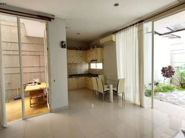 3 Bedroom House for sale in Wiyung, Surabaya, Wiyung