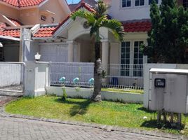 4 Bedroom House for sale in Dukuhpakis, Surabaya, Dukuhpakis