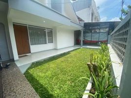 13 Bedroom Villa for sale in West Jawa, Coblong, Bandung, West Jawa