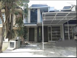 4 Bedroom House for sale in Dukuhpakis, Surabaya, Dukuhpakis