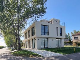 4 Habitación Villa en venta en Santa Fe, Rosario, Santa Fe