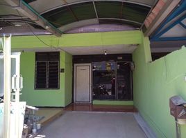 5 Bedroom House for sale in Dukuhpakis, Surabaya, Dukuhpakis