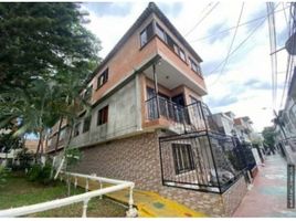 9 Bedroom House for sale in Cali, Valle Del Cauca, Cali