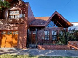 3 Bedroom House for sale in Quilmes, Buenos Aires, Quilmes