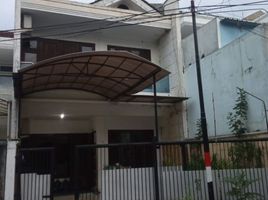 4 Bedroom House for sale in Wonokromo, Surabaya, Wonokromo