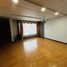 8 Bedroom House for sale in Araucania, Lautaro, Cautin, Araucania