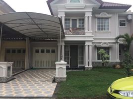 4 Kamar Rumah for rent in East Jawa, Lakarsantri, Surabaya, East Jawa