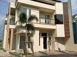 4 Habitación Villa en venta en Lowok Waru, East Jawa, Lowok Waru