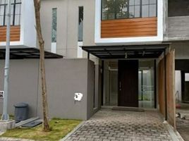 Maison 3 chambre à vendre à Wiyung, East Jawa, Wiyung