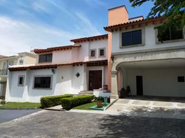 在Morelos出售的5 卧室 住宅, Huitzilac, Morelos