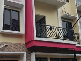 19 Habitación Villa en venta en Lowok Waru, East Jawa, Lowok Waru