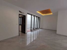 5 Schlafzimmer Villa zu verkaufen in Mulyorejo, East Jawa, Mulyorejo, Surabaya, East Jawa, Indonesien