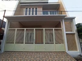 3 Habitación Villa en venta en Mulyorejo, East Jawa, Mulyorejo