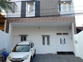 Maison 5 chambre à vendre à Kelapa Gading, Jakarta, Kelapa Gading