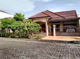 5 Schlafzimmer Villa zu verkaufen in Sukolilo, East Jawa, Sukolilo