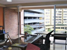 70 m² Office for sale in Centro Comercial Unicentro Medellin, Medellín, Medellín