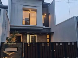 3 Habitación Villa en venta en Rungkut, East Jawa, Rungkut