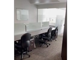 182 m² Office for sale in Bogotá, Cundinamarca, Bogotá