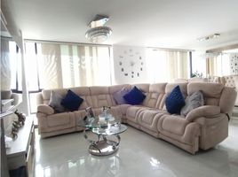 3 Bedroom Apartment for sale in Bare Foot Park (Parque de los Pies Descalzos), Medellin, Medellin