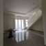 Villa 5 chambre à vendre à Wiyung, East Jawa, Wiyung, Surabaya, East Jawa
