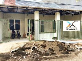 4 Bedroom House for sale in Sidoarjo, East Jawa, Waru, Sidoarjo