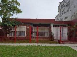 2 Bedroom House for sale in Quilmes, Buenos Aires, Quilmes