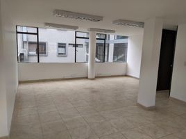 110 SqM Office for rent in Colombia, Bogota, Cundinamarca, Colombia