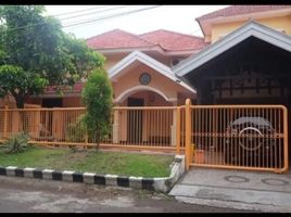 7 Bedroom House for sale in Gubeng, East Jawa, Gubeng
