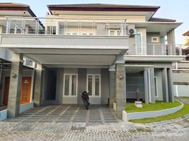 4 Schlafzimmer Haus zu verkaufen in Ngaglik, Yogyakarta, Ngaglik