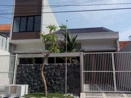 4 Bedroom House for sale in East Jawa, Tenggilis Mejoyo, Surabaya, East Jawa