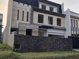Villa 8 chambre à vendre à Dukuhpakis, East Jawa, Dukuhpakis
