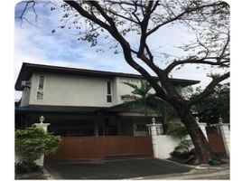 6 Bedroom House for rent in Muntinlupa City, Southern District, Muntinlupa City