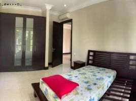 4 Habitación Villa en venta en Tambaksari, East Jawa, Tambaksari