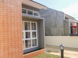 2 Kamar Vila for sale in Husein Sastranegara International Airport, Andir, Sumurbandung