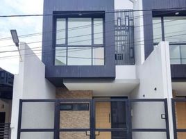 3 Habitación Villa en venta en Rungkut, East Jawa, Rungkut