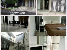 4 Kamar Rumah for rent in Lakarsantri, Surabaya, Lakarsantri