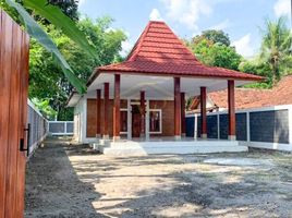 4 Bedroom Villa for sale in Seyegan, Sleman, Seyegan