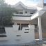 4 Bedroom House for sale in Kenjeran, Surabaya, Kenjeran